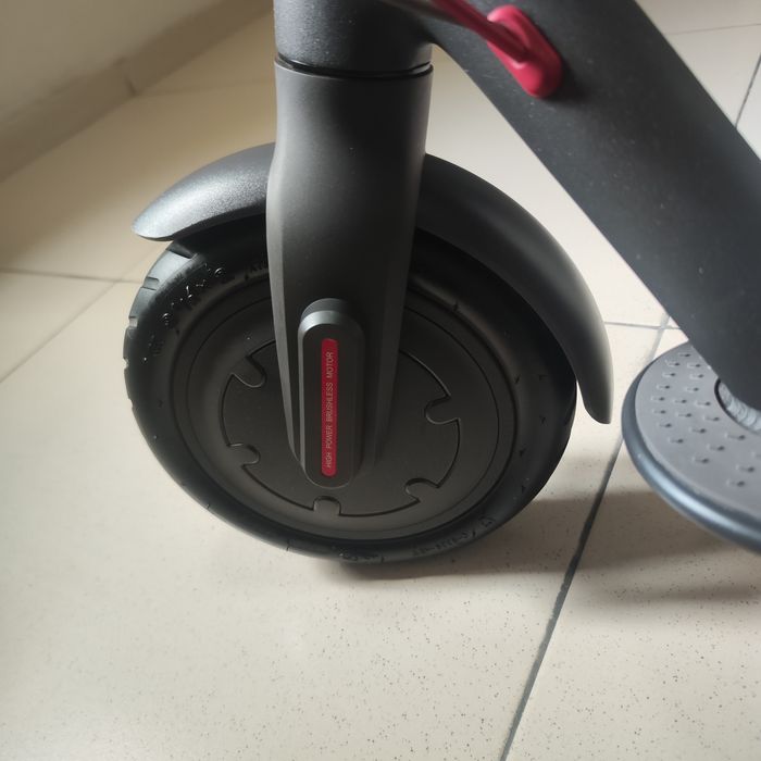 Электросамокат Xiaomi M365