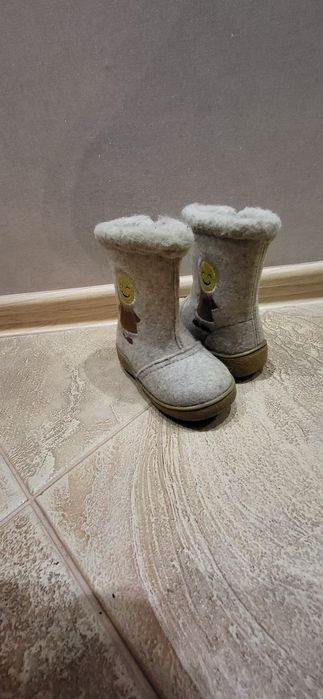 Продам валенки 23р-р