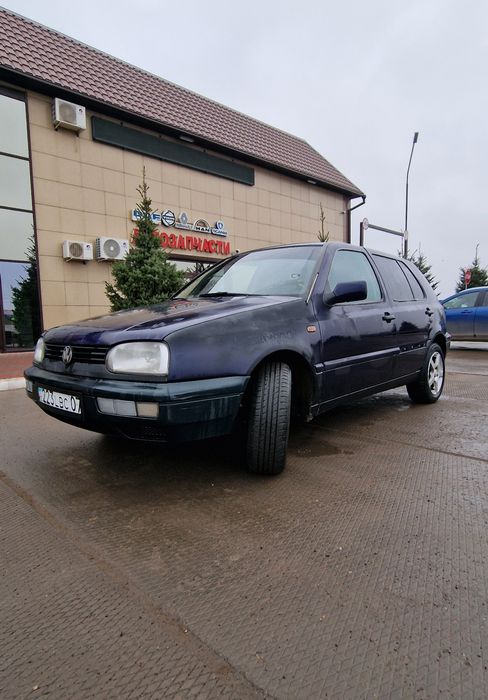 Продам Фольксваген Гольф 3 1.8
