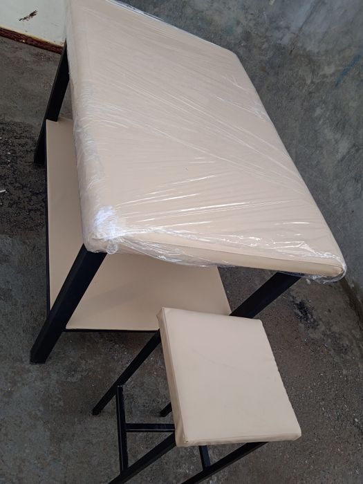 Кушетка ишлаб чикарамиз сифатига 1йил кафолат кушеткани узи 650 000