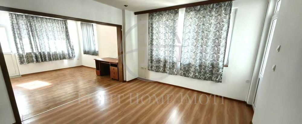 Реф. 3327 Четиристаен / Кючук Париж