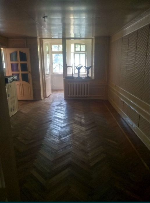 Chilonzor 1kv da dom sotiladi