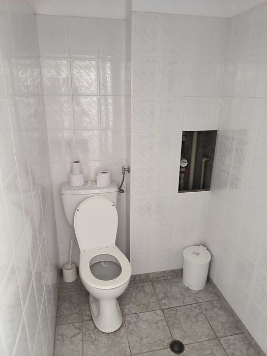 Дава се под наем Магазин в Карлово - 55 кв.м за 275 € - Снимка #8