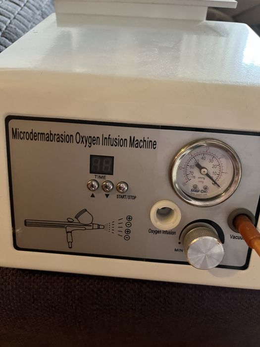 Aparat profesional Oxigen Hiperbaric Microdermabrziune