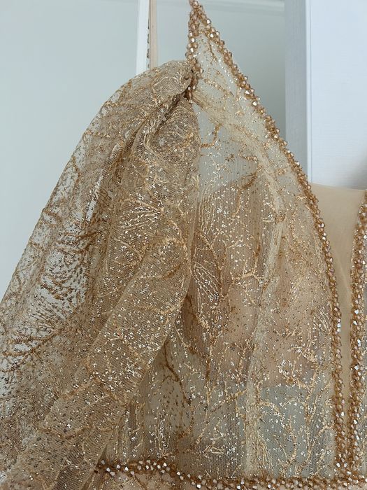 Официална рокля