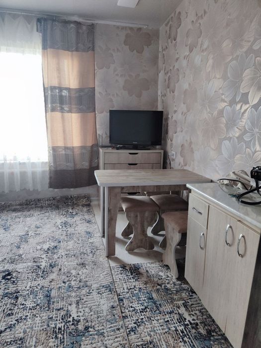 СТУДИЯ СЕРГЕЛИ 2. 1 ком квартиру с мебелью и техникой. 3/4 кирпич 18 м