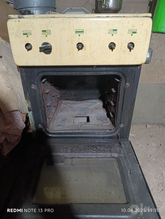 Gaz plitasi ishlidi