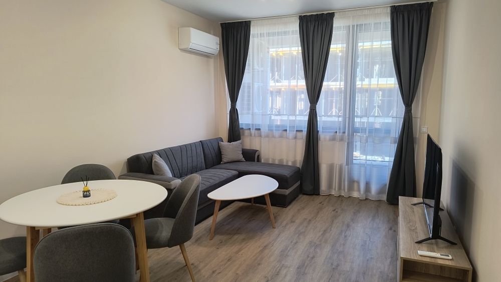 Дава се под наем Двустаен апартамент в Карлово - 64 кв.м за 450 € - Снимка #3