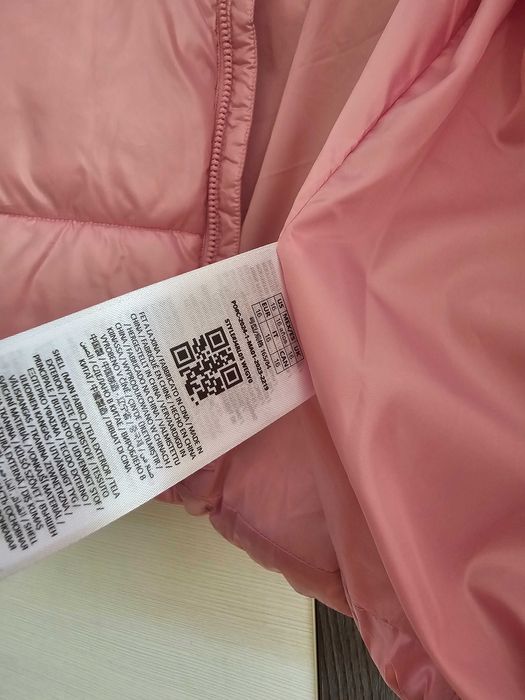 Ново зимно яке Guess XS. (16 годин). Оригинално