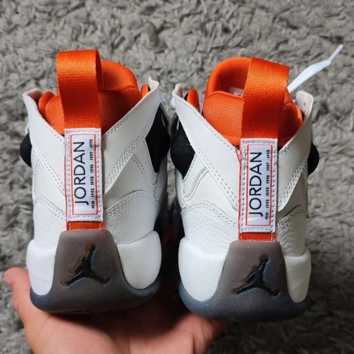 Nike Jordan маратонки