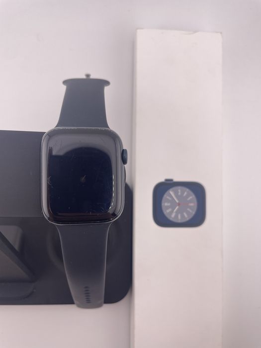 Apple Watch 8 series 45mm