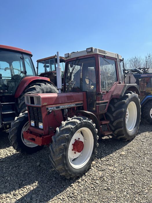 International IH 845 XL 4x4