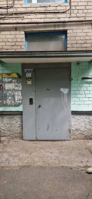 Продам 2 комнатную квартиру