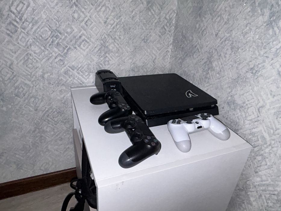 Playstation4 slim