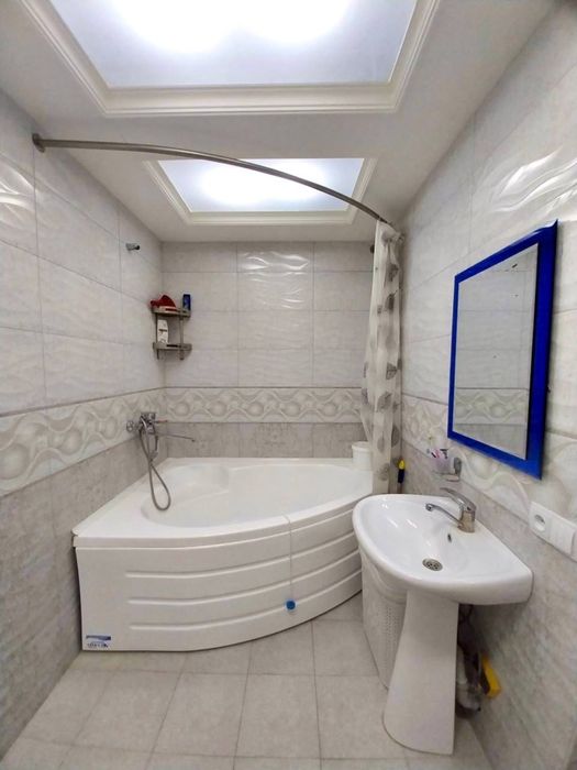 Гагарина.Сдаётся 2х комнатная Люкс в Новостройке.Halol Market