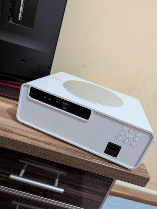 Проектор профессиональный