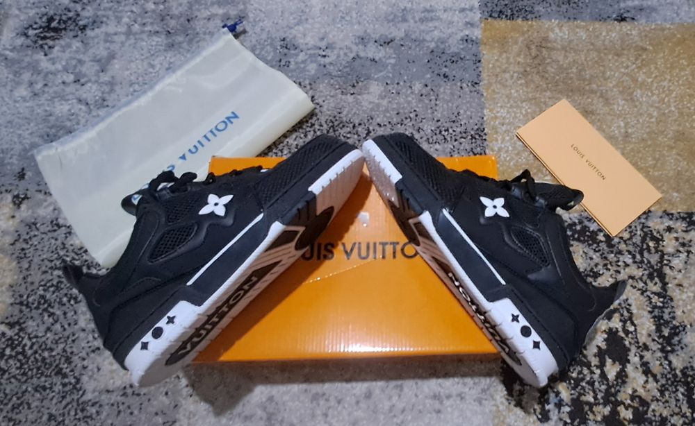 Louis Vuitton LV Skate Sneaker

Return Policy

14