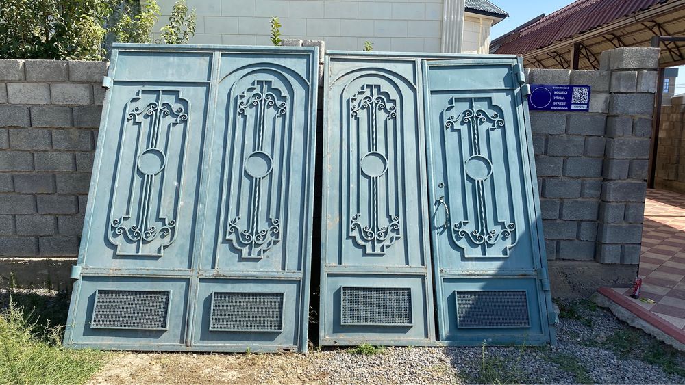 Продантся ворота из очень хорошего металла