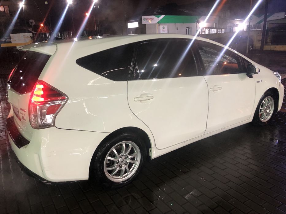Vand Toyota Prius Plus 1.8 Hybrid + GPL
