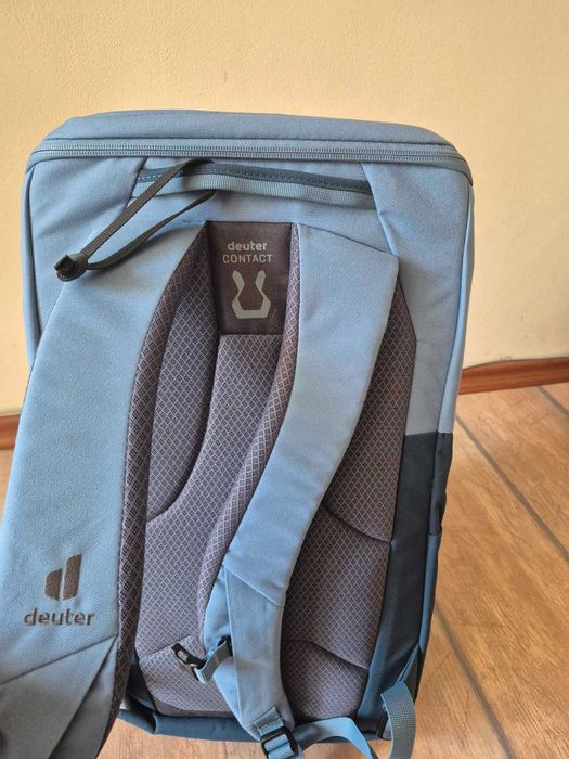 ПРОДАВАМ нови раници DEUTER