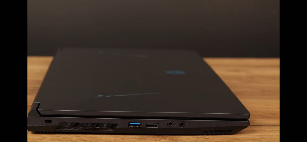 Ноутбук thunder robot 911s core d