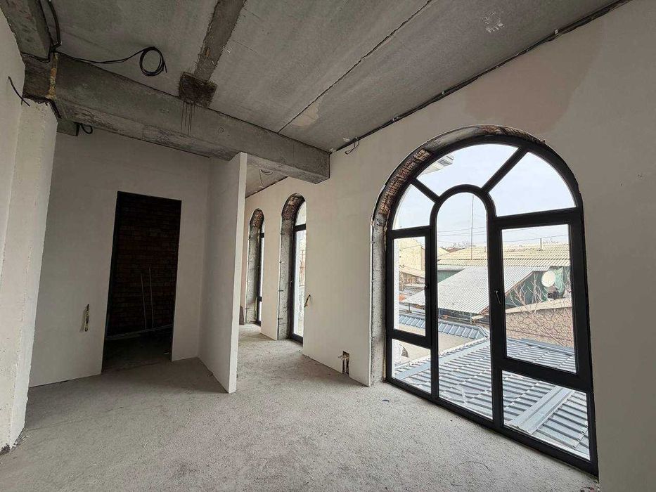 3-этажный дом 260 м² — Саломатина, Яккасарай