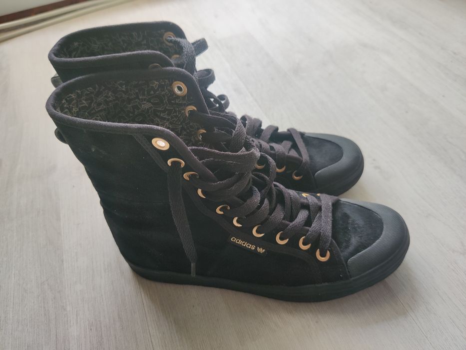 Sneakers Adidas înalți de damă,piele,măr 36 și 2/3!