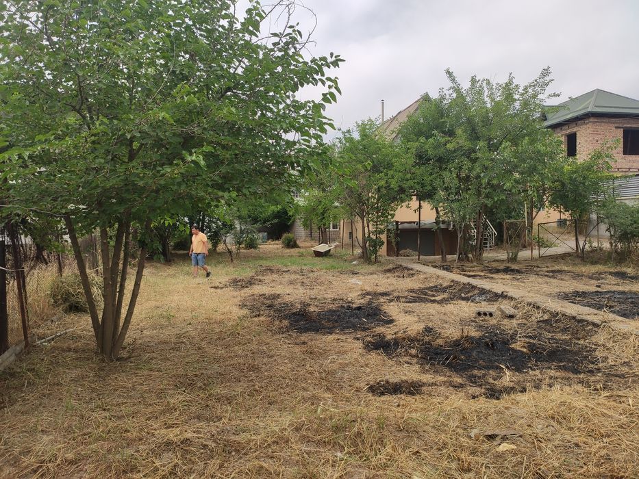 Тузель земельный участок 9.5 соток . От нового Узбекистан парка пару к