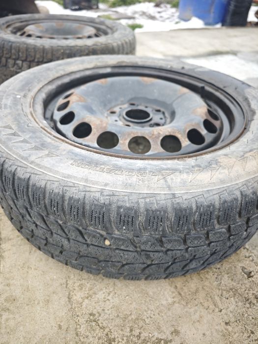 Гуми с джанти зимни 16r