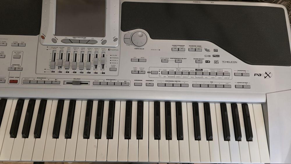 Orga Korg PA1x,  impecabila, nu este Jucarie pentru copii