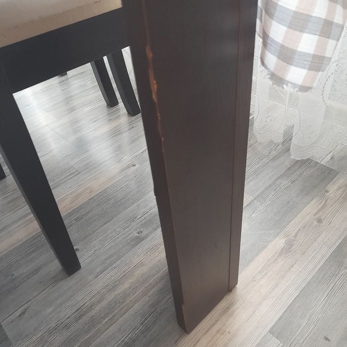 Маса за хранене цвят венге 100лв