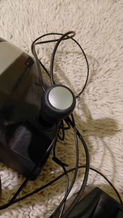 Волан с педали на марката CANYON.