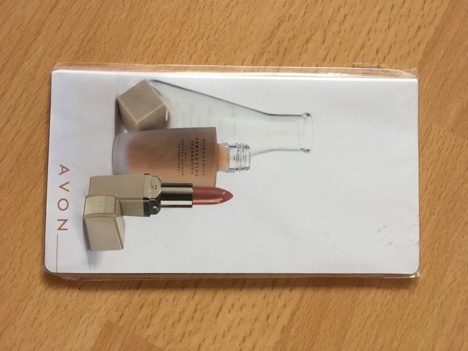 carnetel cu foi adezive detasabile