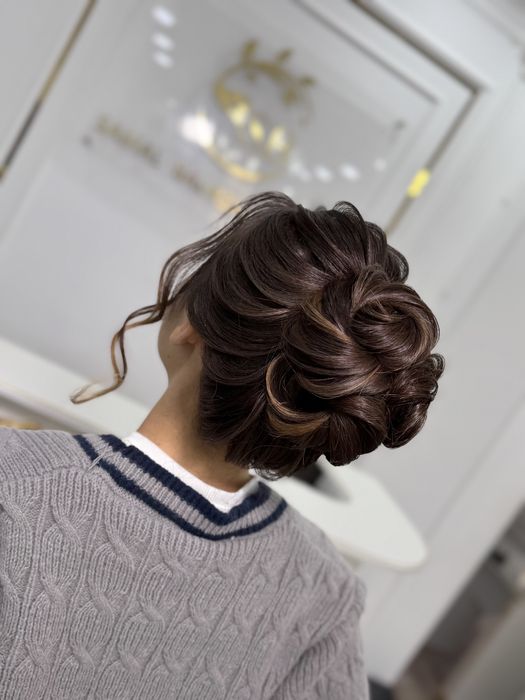 Макияж / прическа