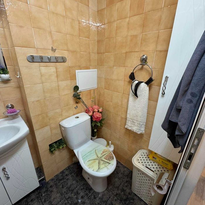 Продава се Тристаен апартамент в Варна, Владислав Варненчик - 68 кв.м за 2427 €/кв.м - Снимка #11