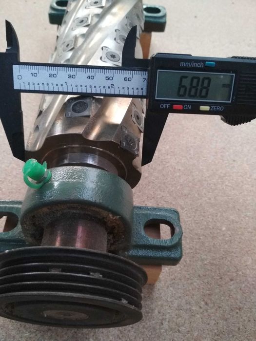 Вал на фуганок (кукуруза)