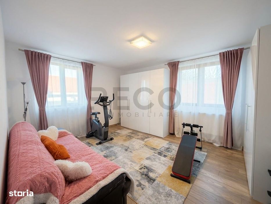 RECO Casa P+1+M, 814 mp teren, dublu front, 6 dormitoare, Cihei