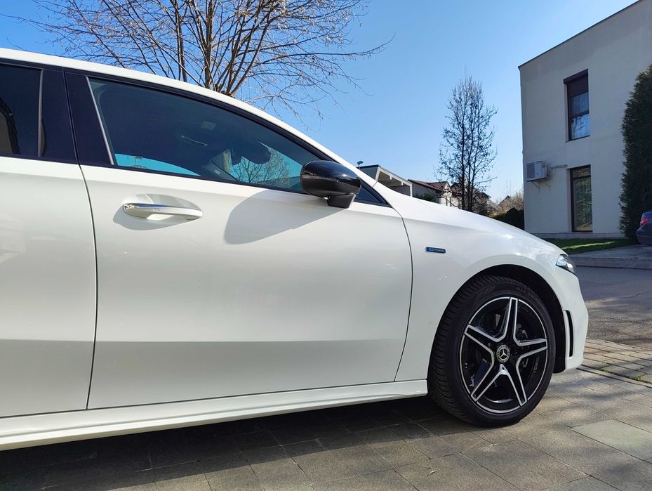 De vanzare Mercedes-Benz A250e