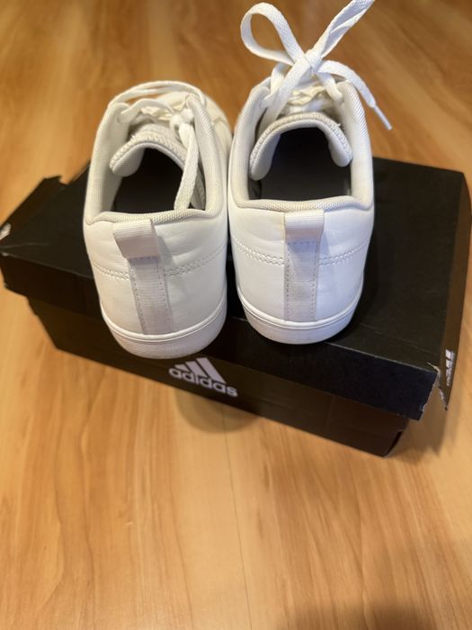Маратонки Adidas No 42 2/3