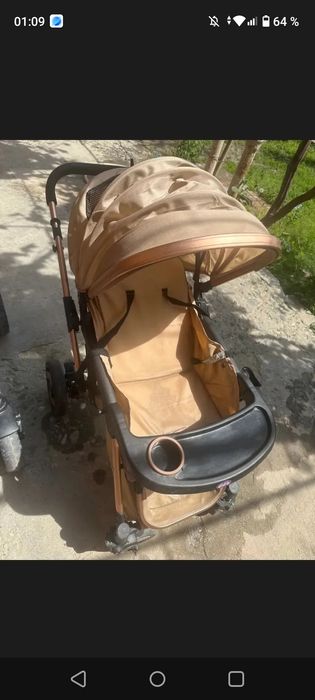 Kolyaska ditit  yangidek turibti sotiladi