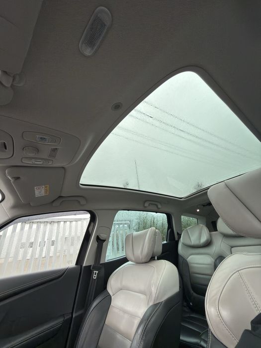 Renault Grand Scenic Initiale Paris 2019 1.3 benzină 159 cp