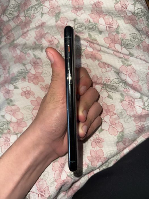 iPhone 11 pro 64гб