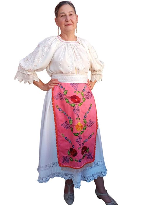 Costume populare autentice de inchiriat (de mireasa)