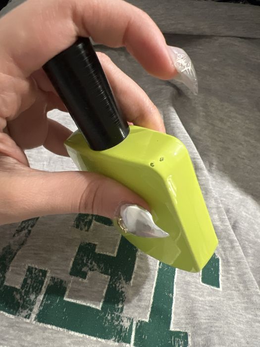 NEYDO Alien fruit 30.03