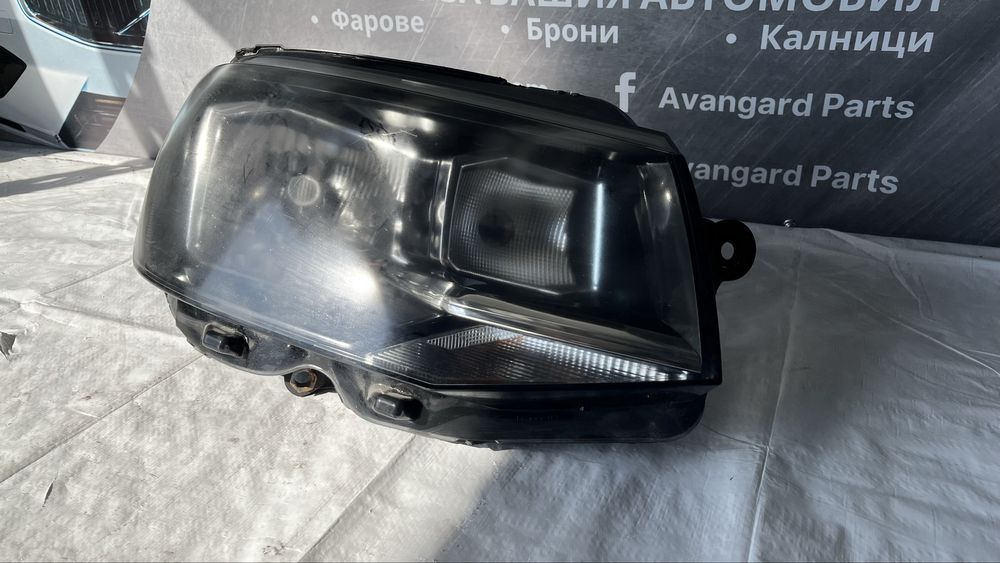 Десен фар VW Caravelle T6 2016-
