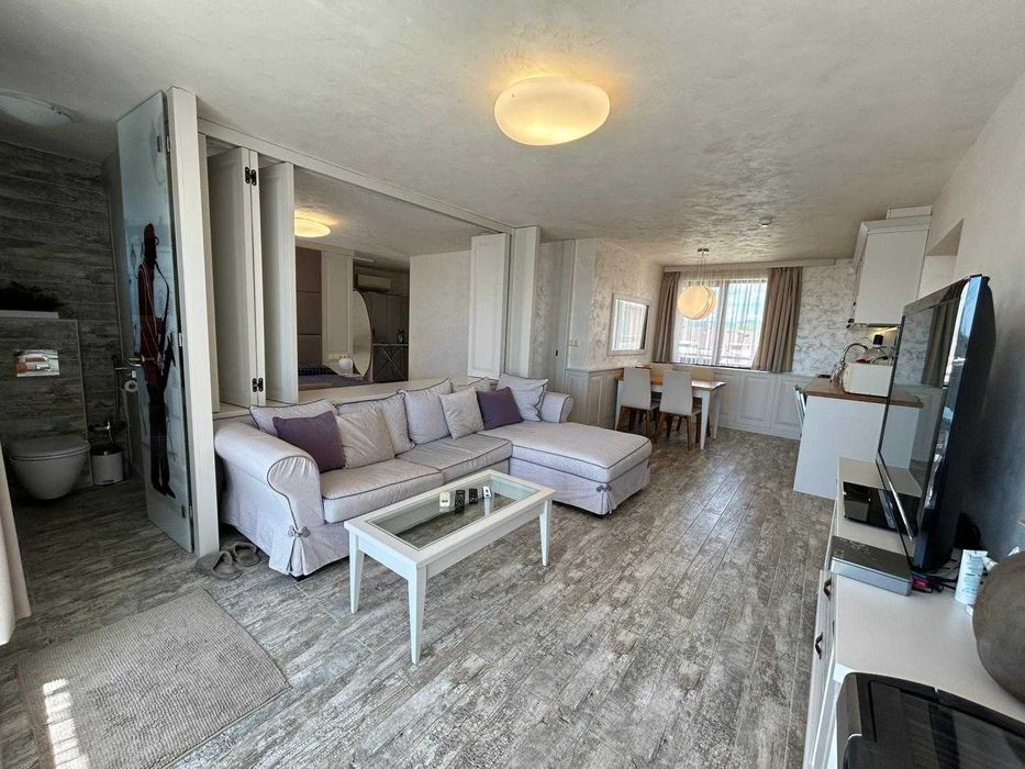 Продава се Двустаен апартамент в к.к. Слънчев бряг - 114 кв.м за 815 €/кв.м - Снимка #1