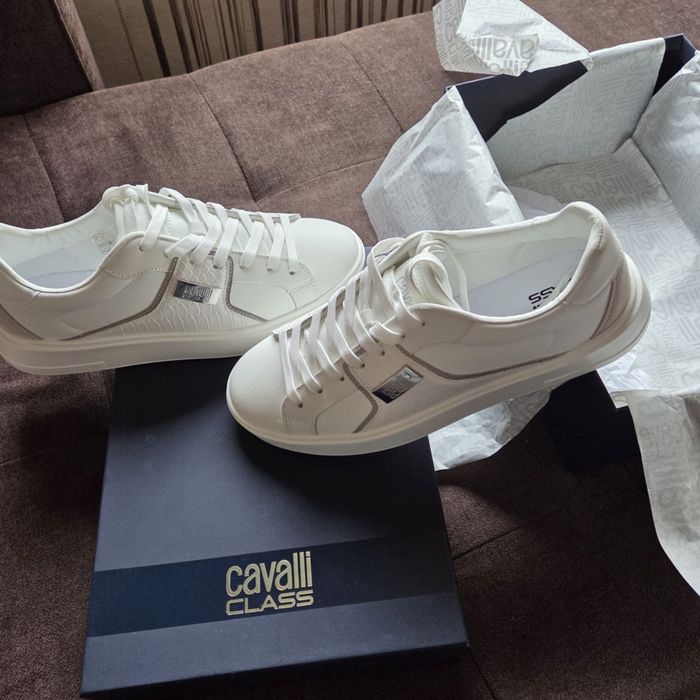 Бели кецове Cavalli Class