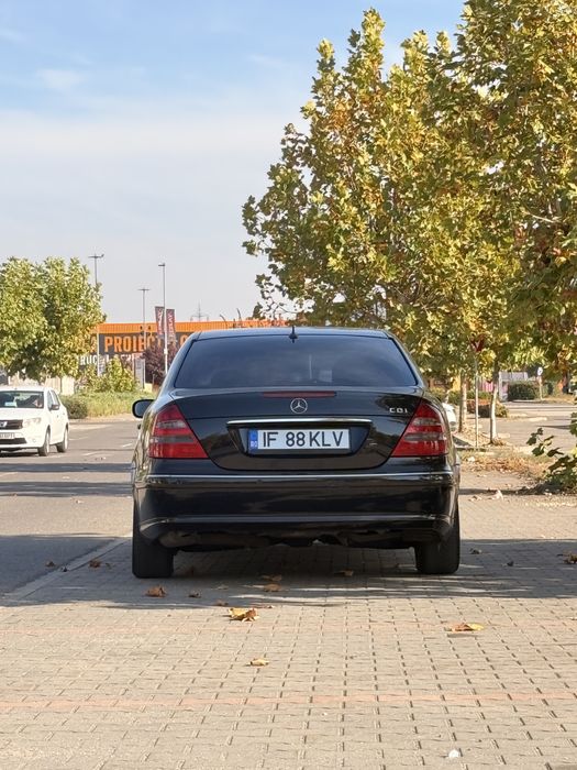MERCEDES-BENZ E-Class 2004 — imagine 3