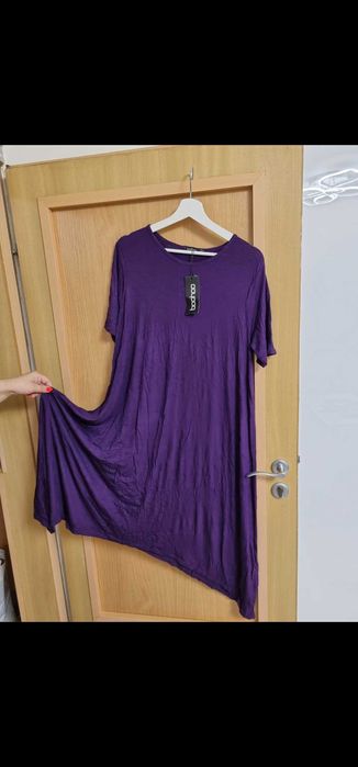 Рокля размер 48.