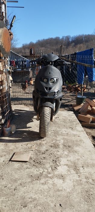 Vând scuter suzuki katana 80cc